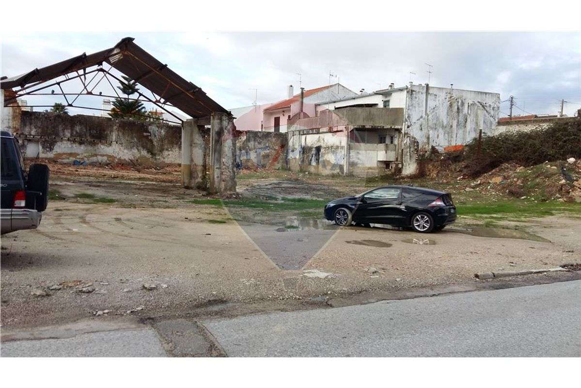 Lote 1585 m2 para construção centro Cartaxo - Grande imagem: 5/6