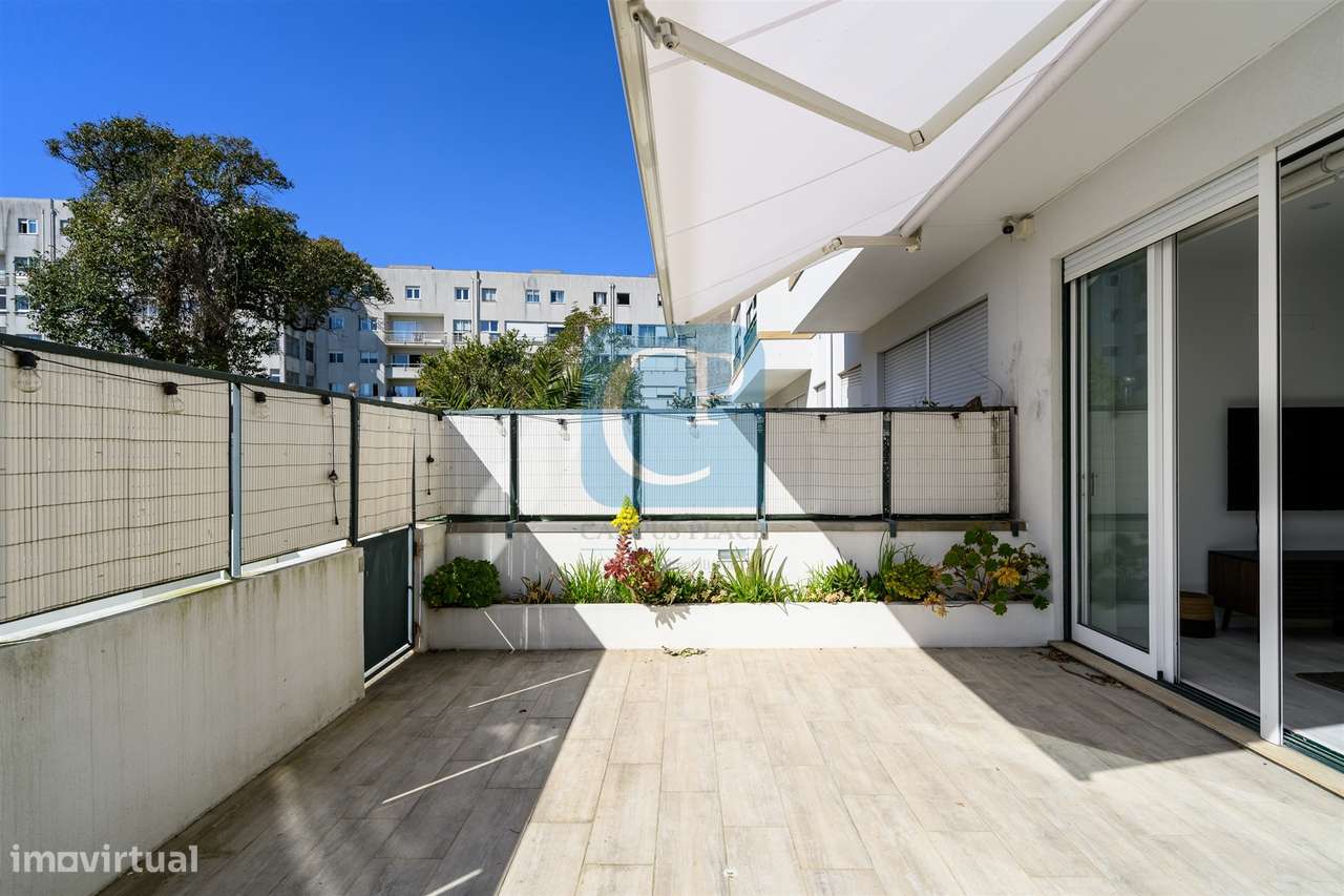 Apartamento T1 com terraço em Leça da Palmeira-8