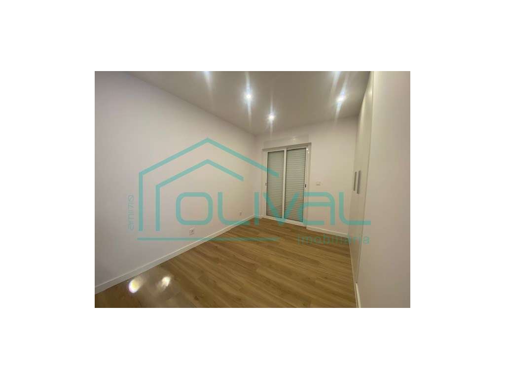 Apartamento t2 à venda na Avenida Padre Bartolomeu de Gusmão-20