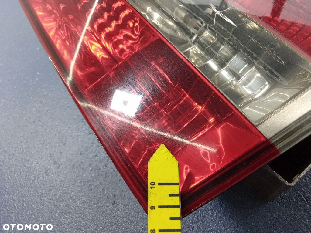 STILO SW KOMBI LAMPA TYŁ PRAWA W KLAPĘ 51717942 - 6