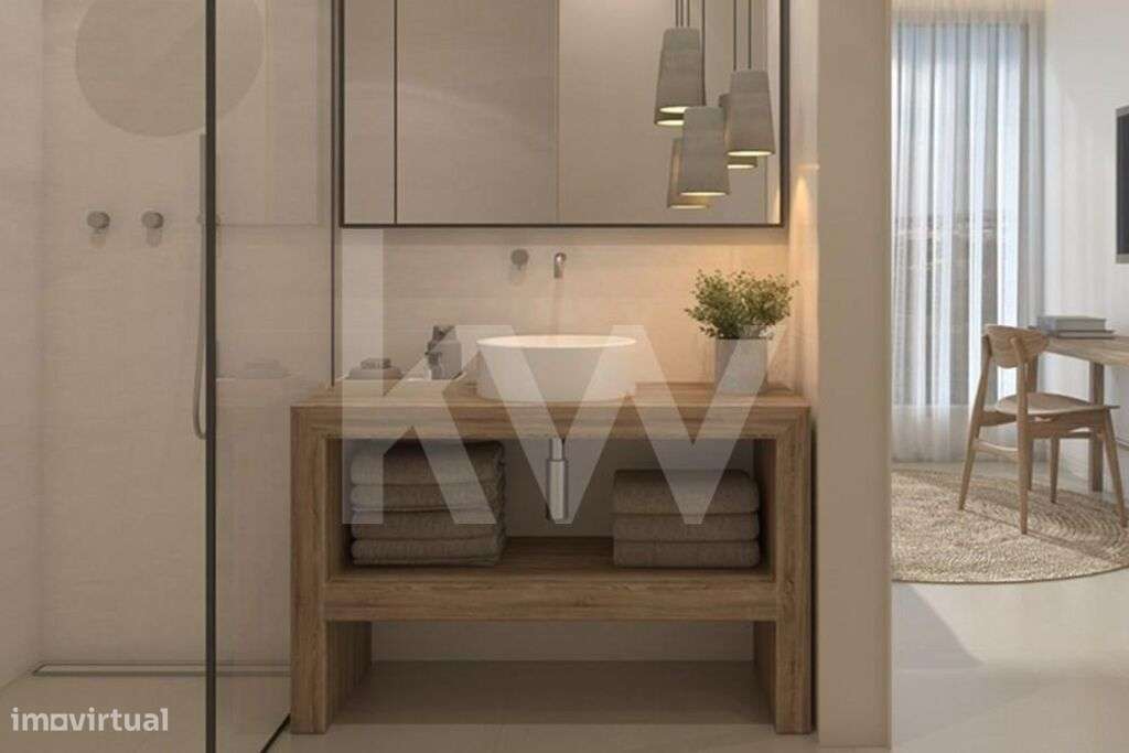 Apartamento T2 com terraço de 14m2 e lugar de estacionamento inserido - Grande imagem: 3/36