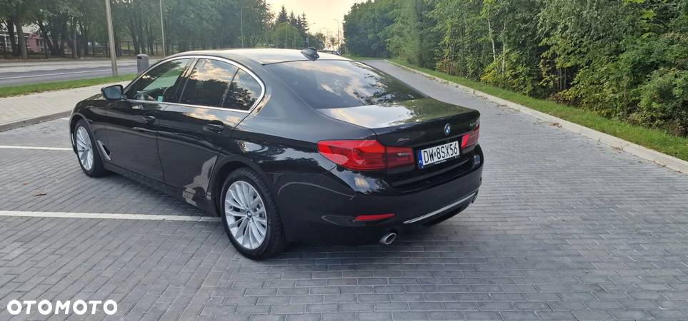 BMW Seria 5 520d Luxury Line - 15