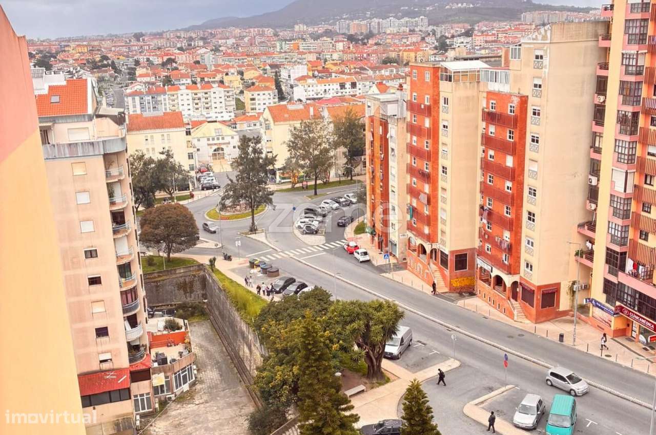 Oportunidade Única na Tapada das Mercês!-28