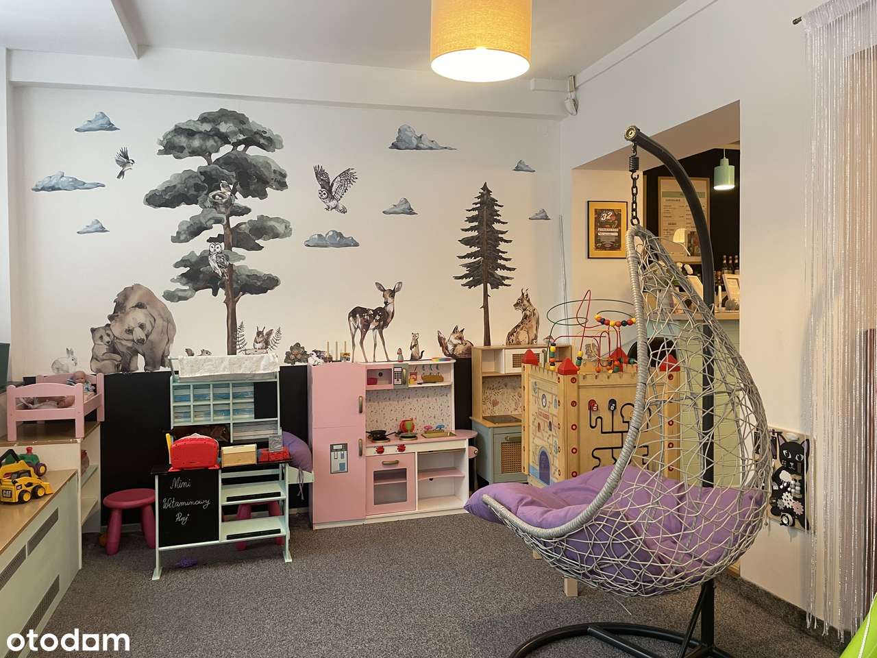 Odstępne za w pełni funkcjonującą kawiarnię dla dzieci, obejmujące-5