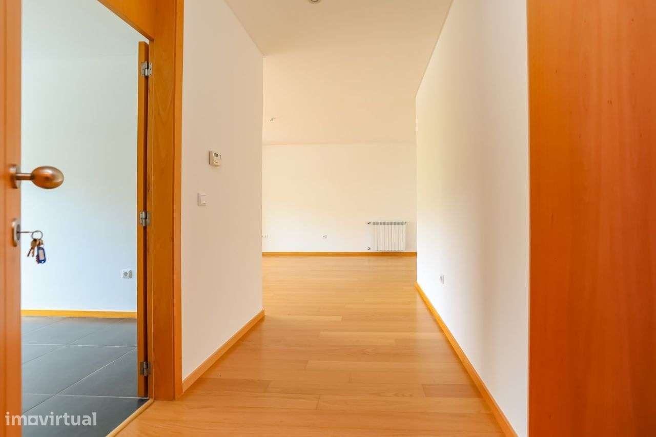 Apartamento T3 C/ Lugar Garagem-19