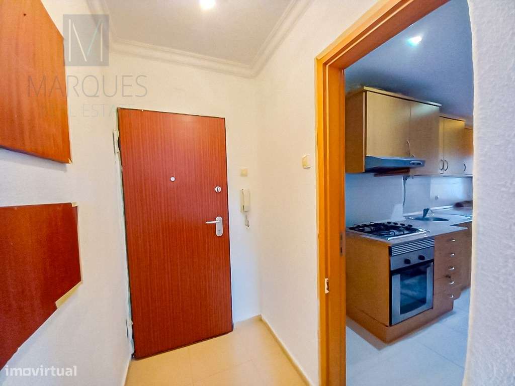Apartamento T2 remodelado na Torre - Cascais - Grande imagem: 4/14