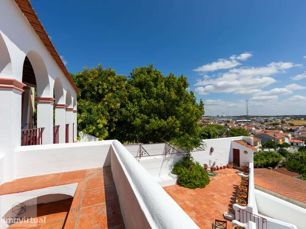 Moradia T8 com vista para Maranhão-49