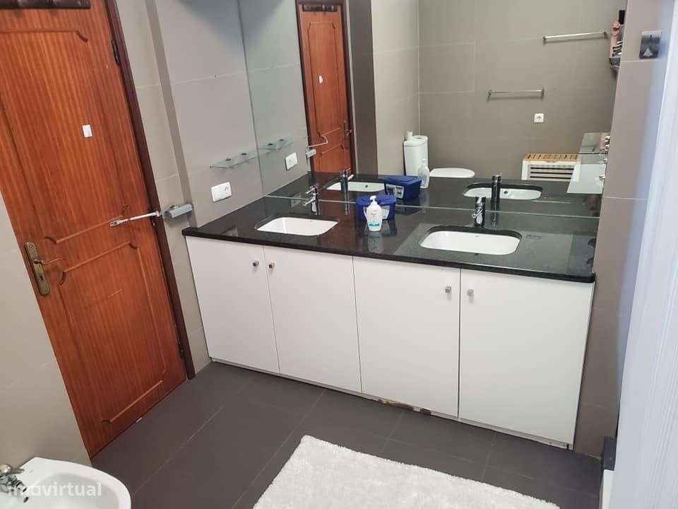 Entroncamento ARRENDA Quarto solteiro 350€/mes com todas as despesas - Grande imagem: 5/38