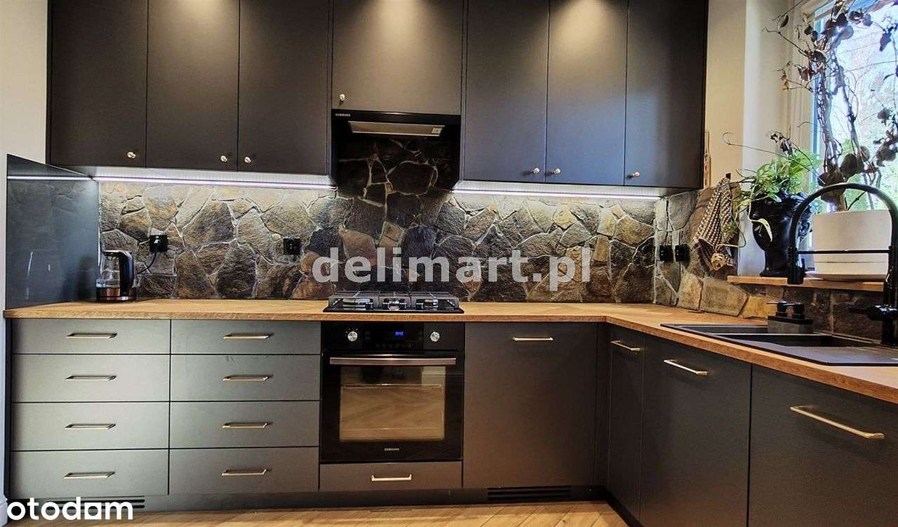 Piękny dom w Zagórzu.-18