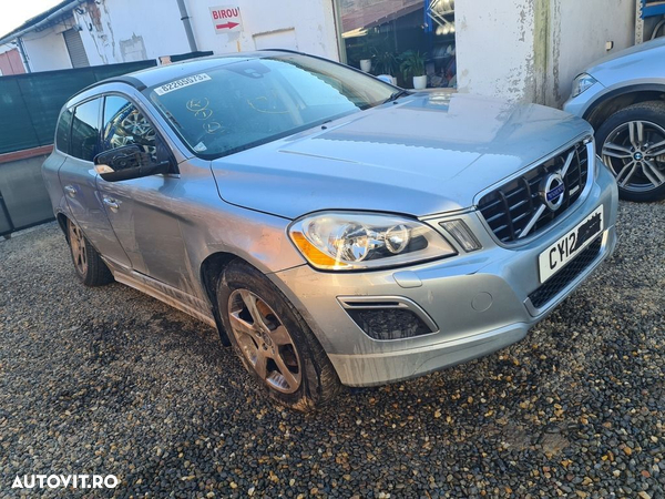 Dezmembrez Volvo XC60  2.4 Diesel 2008-2013 - 5