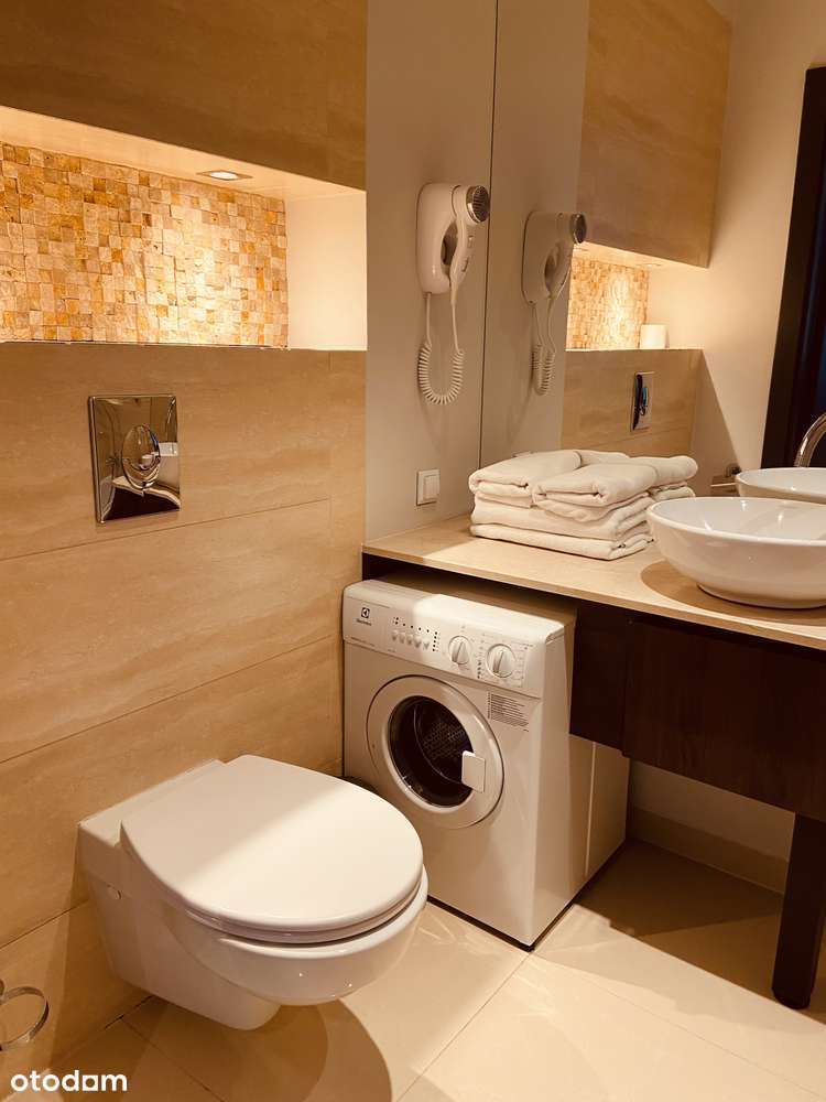 Apartament Platinum Towers ! Grzybowska ! Centrum ! Metro ! wieża A-5