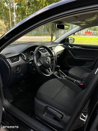 Skoda Octavia 2.0 TDI Style DSG - 23