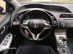 Honda Civic 1.8 Executive - 26