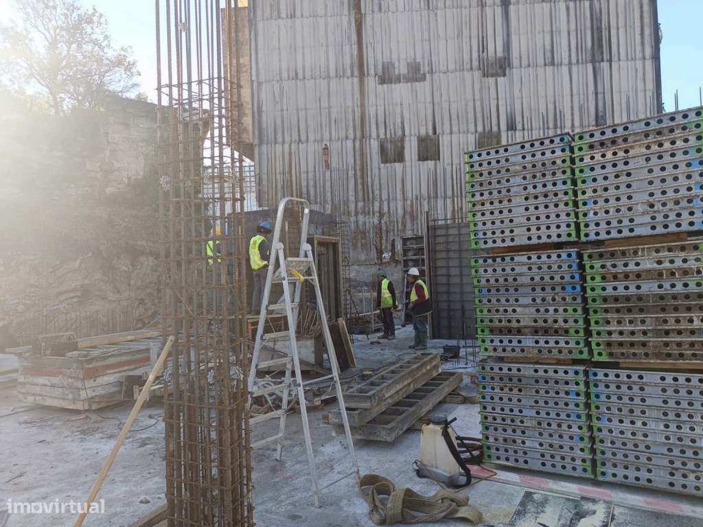 TO com Varanda e lugar de Garagem-17