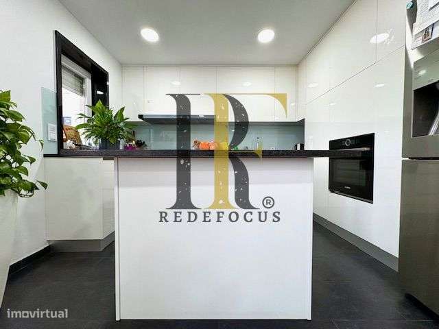 Apartamento T3 Renovado em Mozelos-13