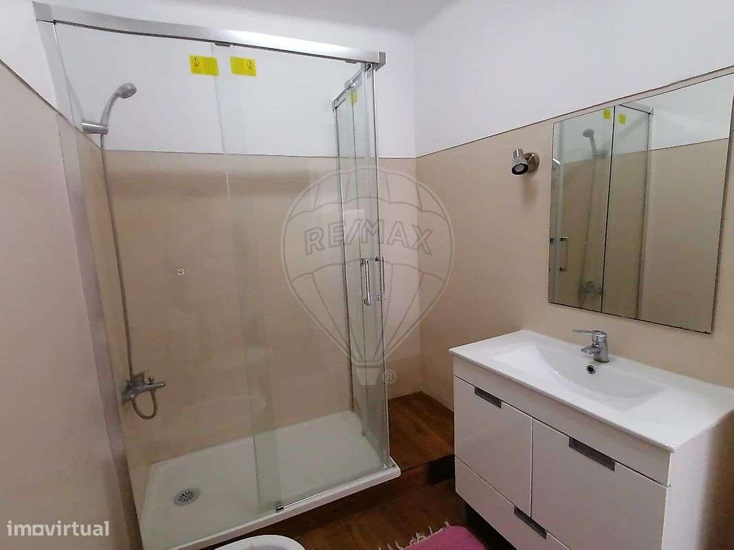 Moradia T4 para venda-5