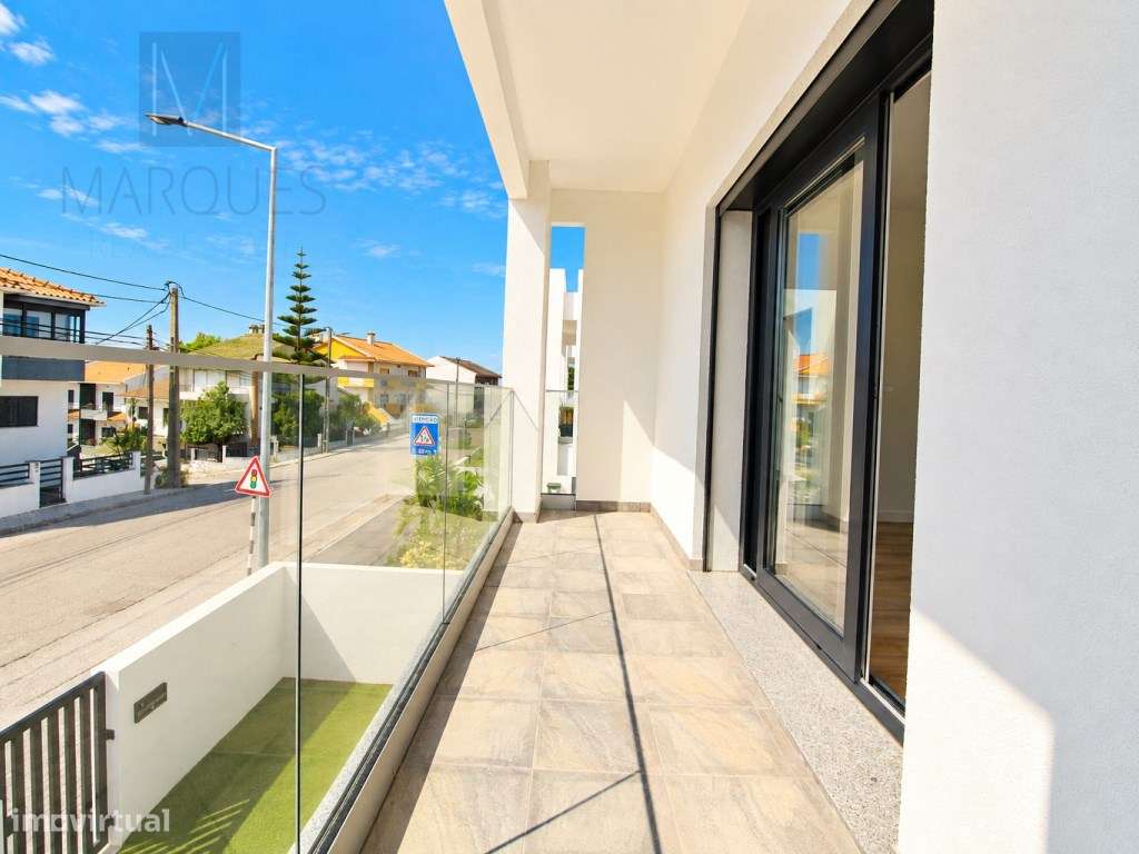 Moradia V4 com Garagem, Piscina e Jardim em Vale de Milhaços - Corr...-35