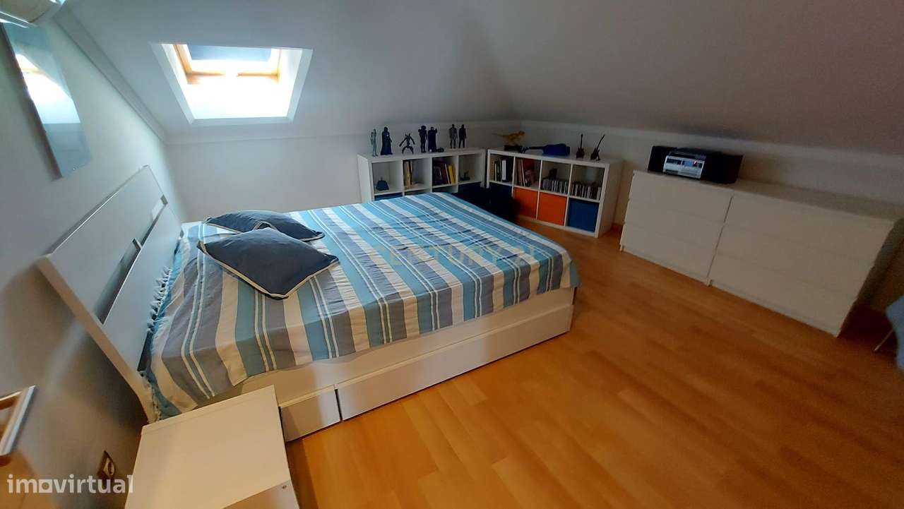 T5 Duplex em Alcochete | Vista Rio | Terraço Panorâmico-22