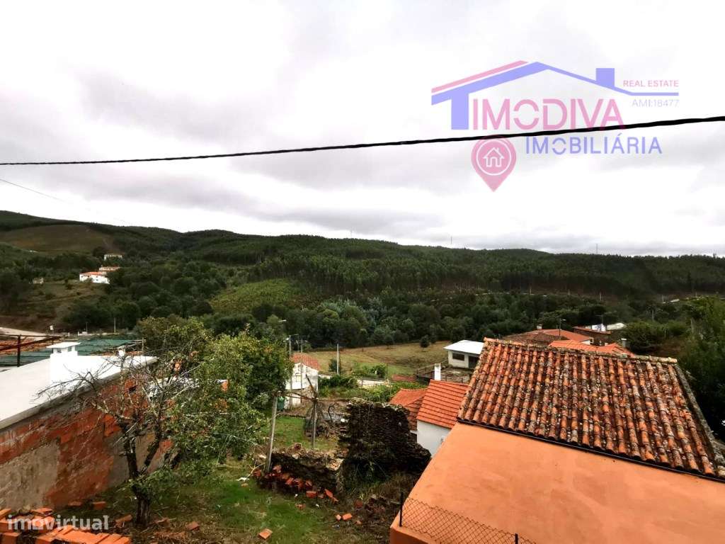 CASA SENHORIAL E TERRENO, CASTANHEIRA DE PERA-45