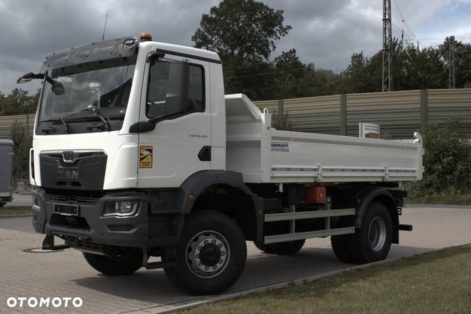 MAN TGM 18.320 4X4 - 2