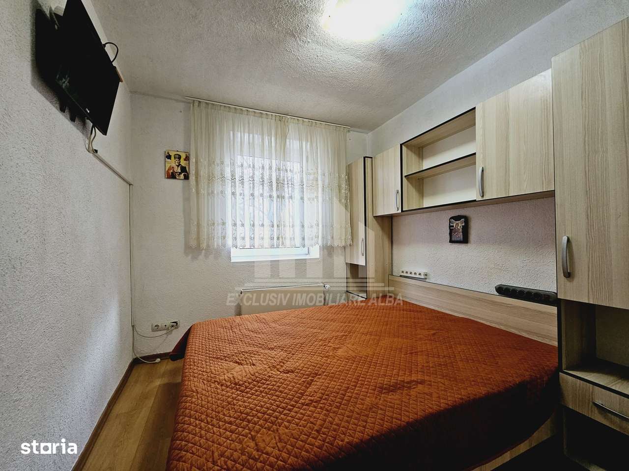 Casa tip duplex de inchiriat, Barabant - Imagine principală: 3/6