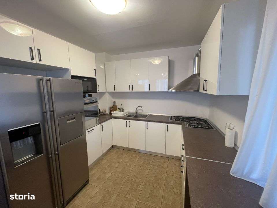 Casa spectaculoasa in Sinaia, cu facilitati de resort si panorama unic-17