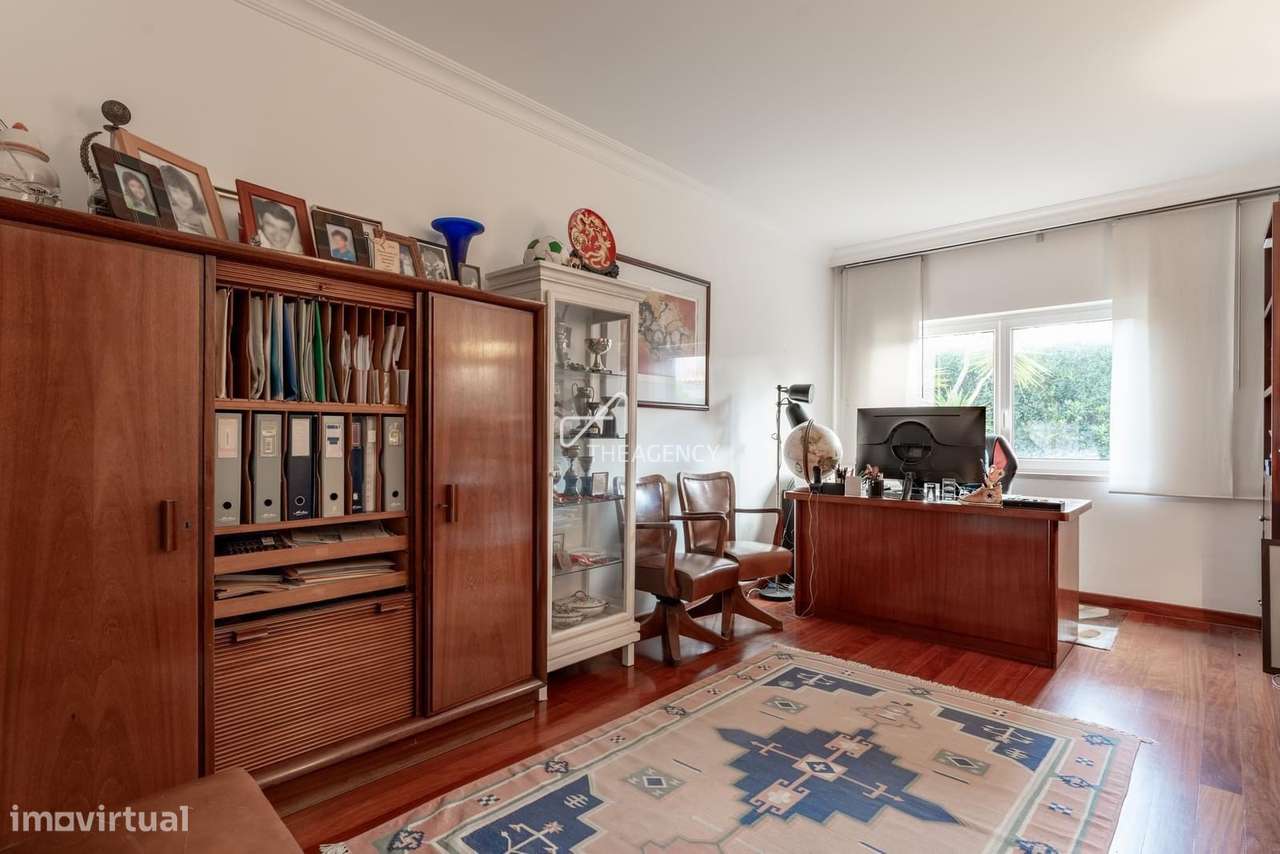 Villa de Luxo T6 com Piscina na Costa da Guia, Cascais-10