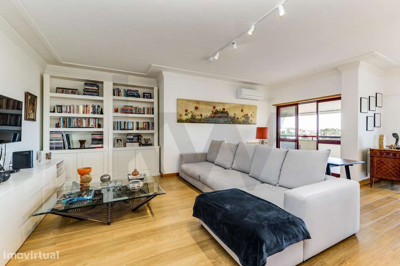 T2 com 221 m2, terraço e vista para o campo de golfe no Belas Clube d - Grande imagem: 2/31