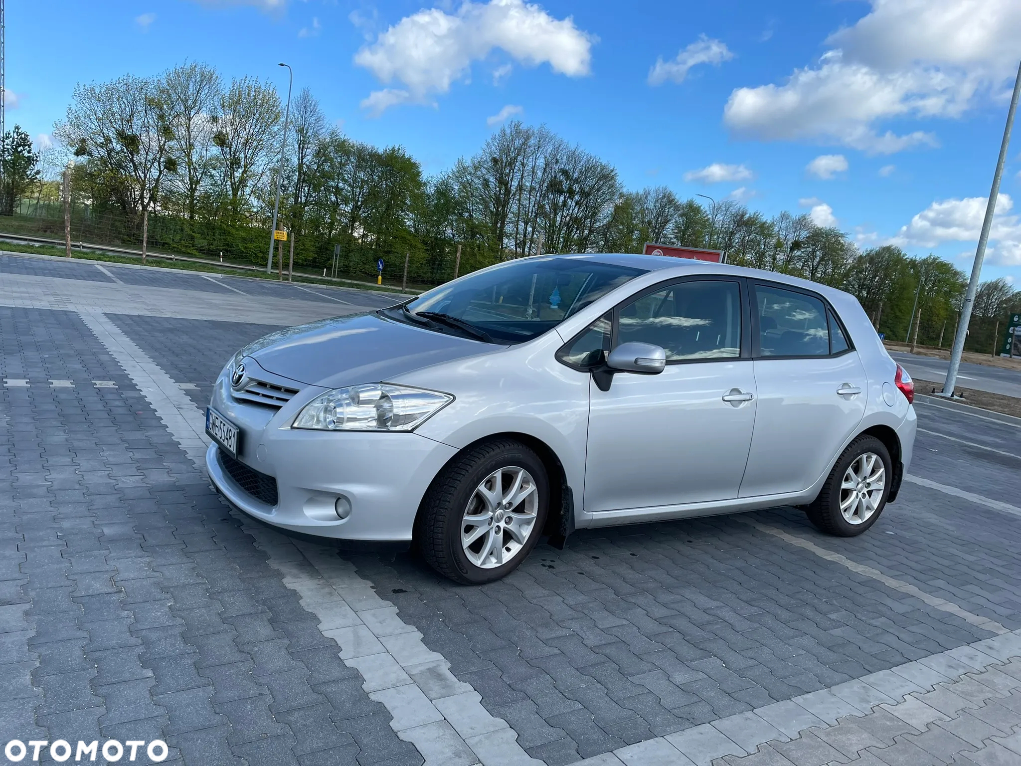 Toyota Auris 1.6 Premium - 22