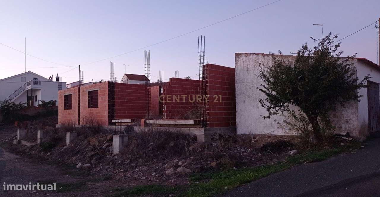 Terreno Rústico com Viabilidade Construtiva - Grande imagem: 3/6