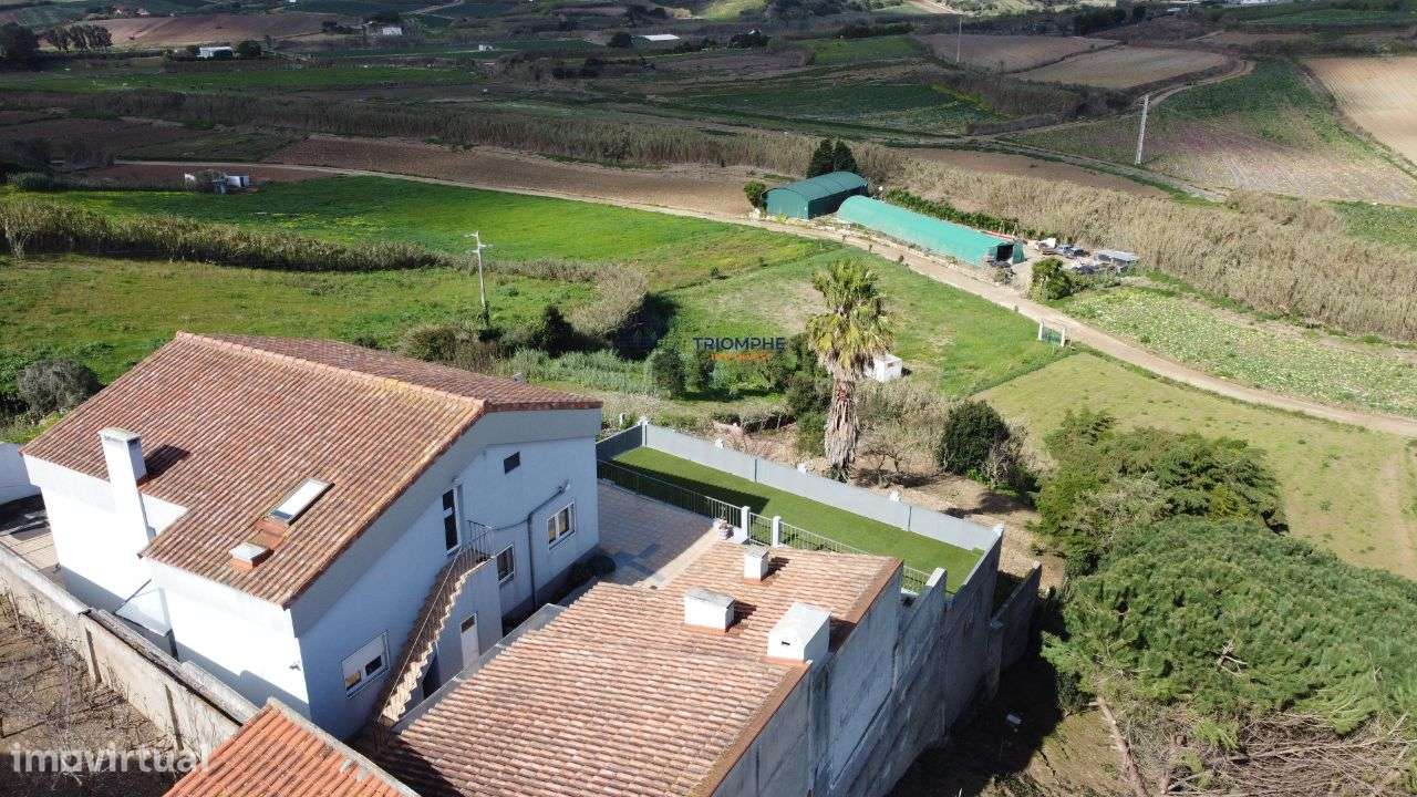 Moradia T6 lote de 2000m2 Seixal, Lourinhá - Grande imagem: 3/26