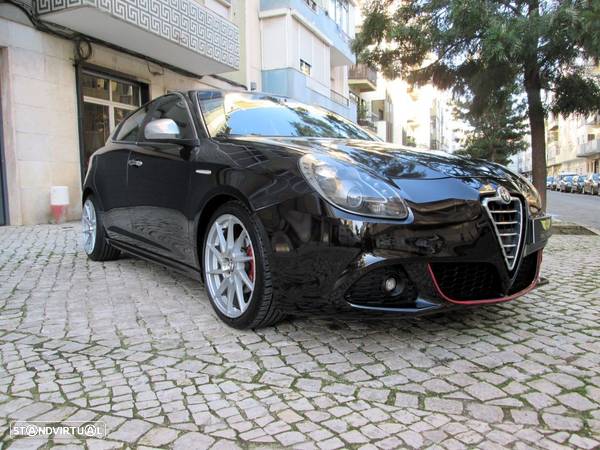 Alfa Romeo Giulietta 1.6 JTDm Distinctive - 1