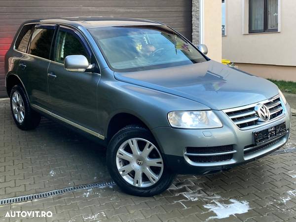 Volkswagen Touareg 2.5 TDI R5 DPF Tipt. Individual - 3