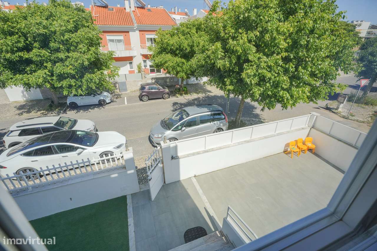 Moradia T5 Mem Martins-5