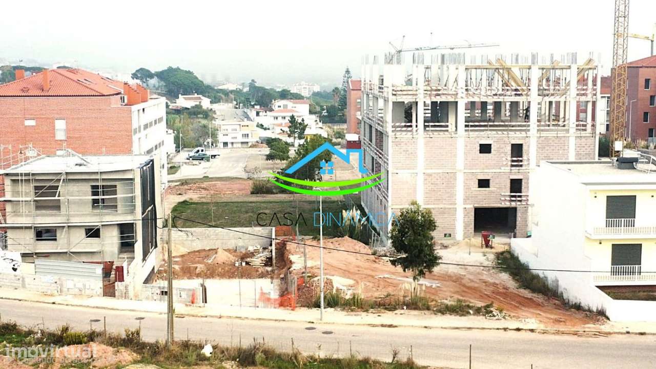 Lote para construção na urbanização dos Condados-11