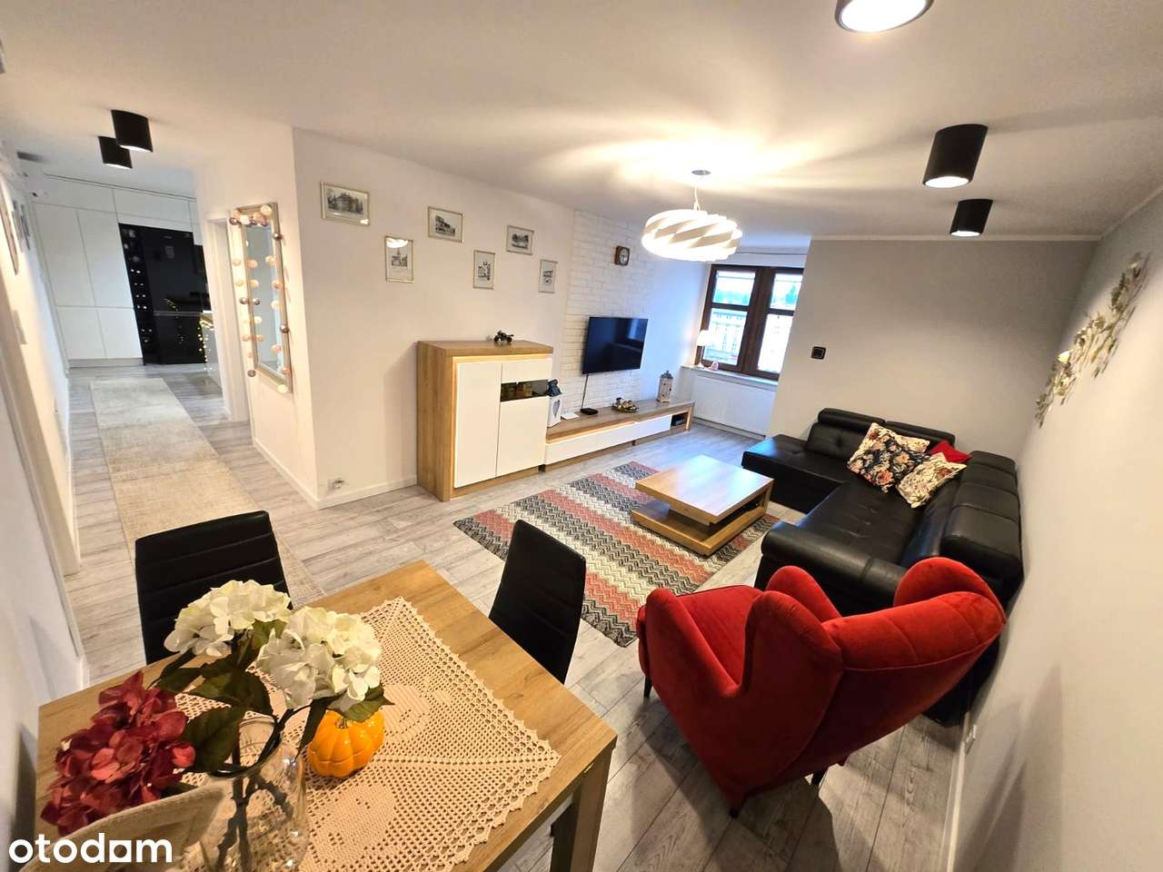 duże, wyjątkowe mieszkanie Rynek-9