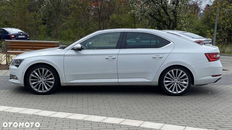 Skoda Superb 1.8 TSI L&K DSG - 7