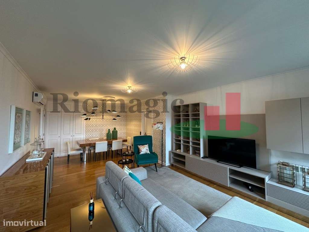 Apartamento T3 Mobilado no Condomínio Green Park em Lisboa - 2 Esta... - Grande imagem: 5/28