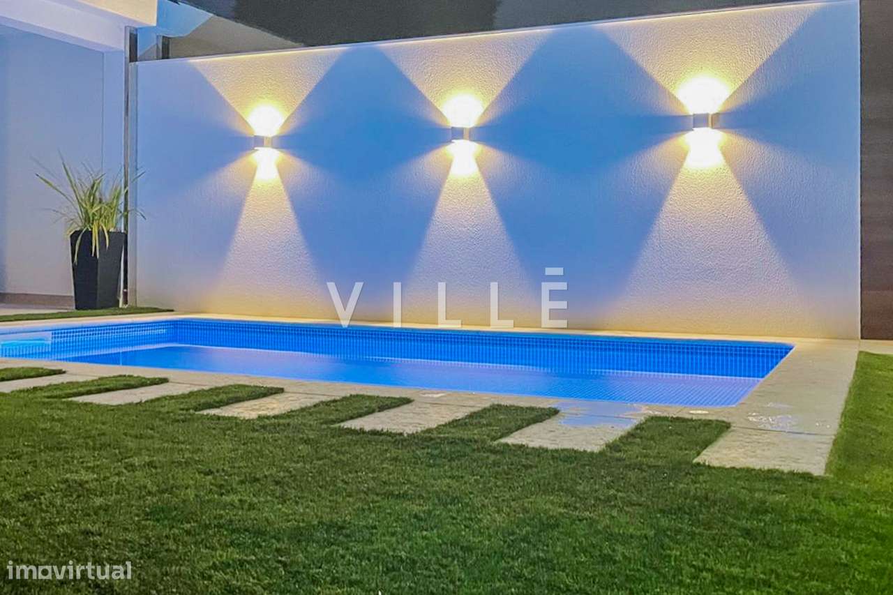 Moradia T4 com piscina aquecida e garagem dupla-48