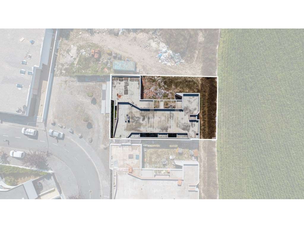 Moradia de Luxo em Construção - Grande imagem: 2/9