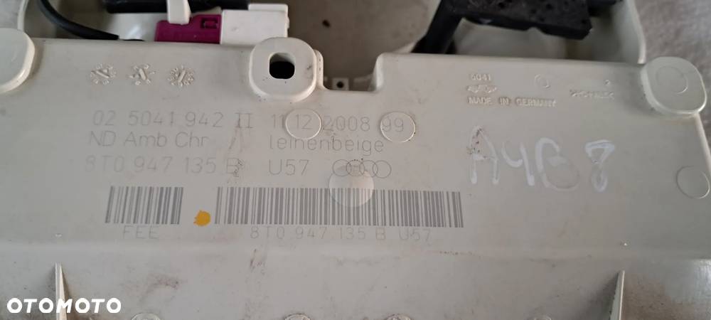 Lampka Podsufitki Oświetlenie Kabiny Audi A4 B8 A5 8K0951177 8T0947135B - 7