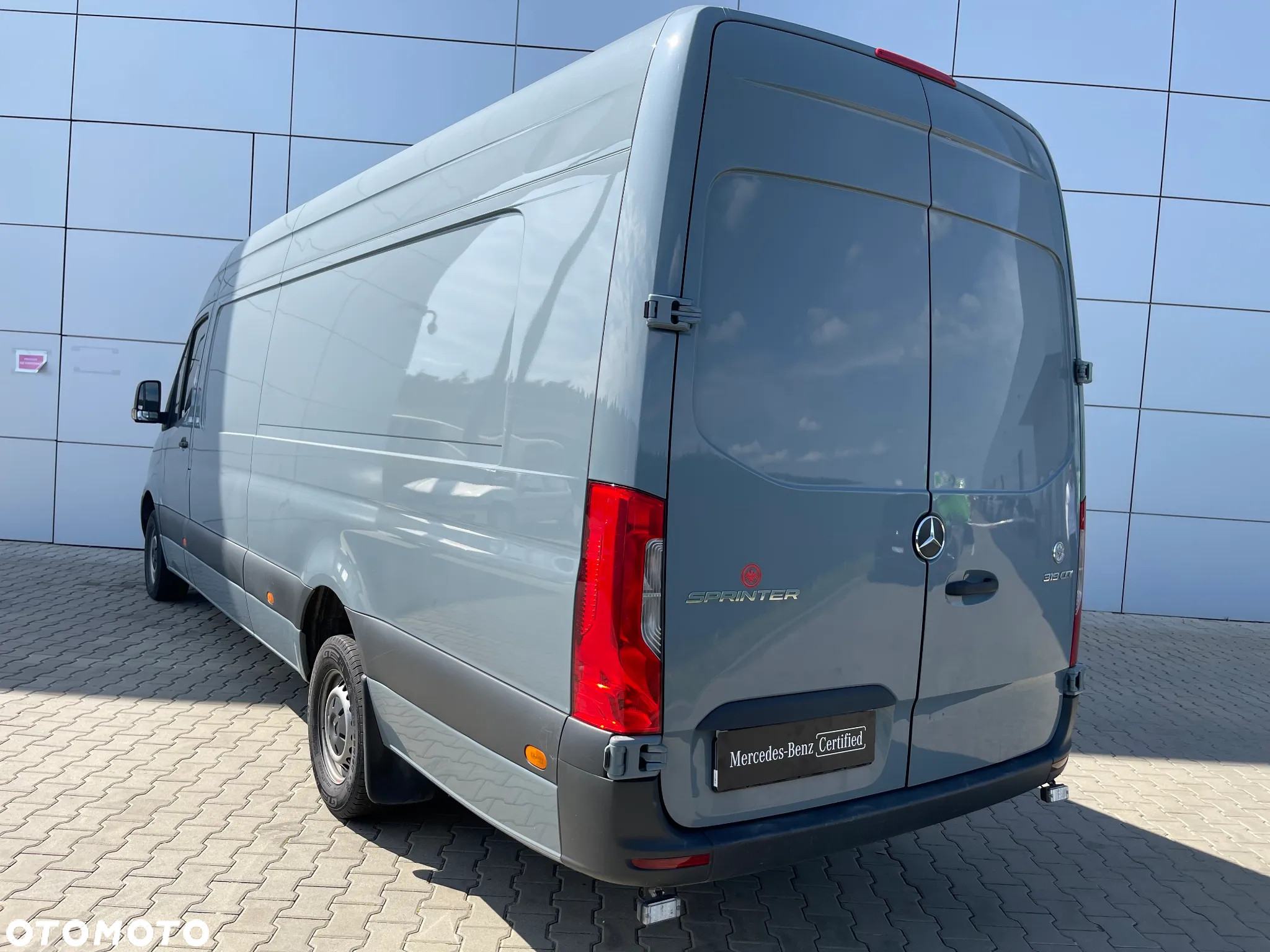 Mercedes-Benz Sprinter Furgon 319 - 3