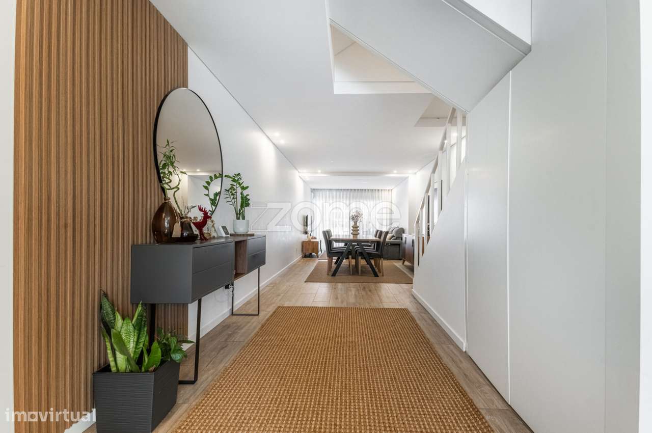 Moradia t4 em gaveto com espaço exterior em S. Vitor, Braga-5