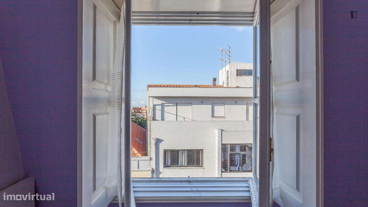 Quarto - localizado em Paranhos Porto - Grande imagem: 4/6