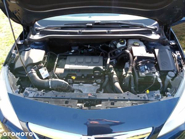 Opel Astra GTC 1.4 Turbo - 20