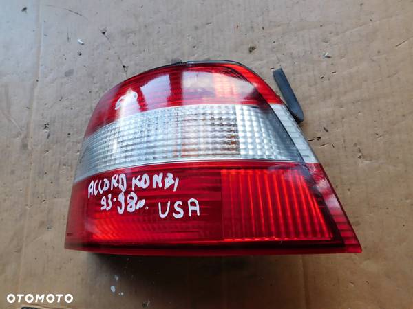 Lampa Tył Prawa HONDA ACCORD V AERODECK 93-98 USA kombi - 2