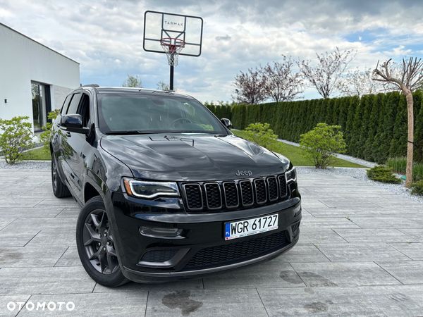 Jeep Grand Cherokee - 1