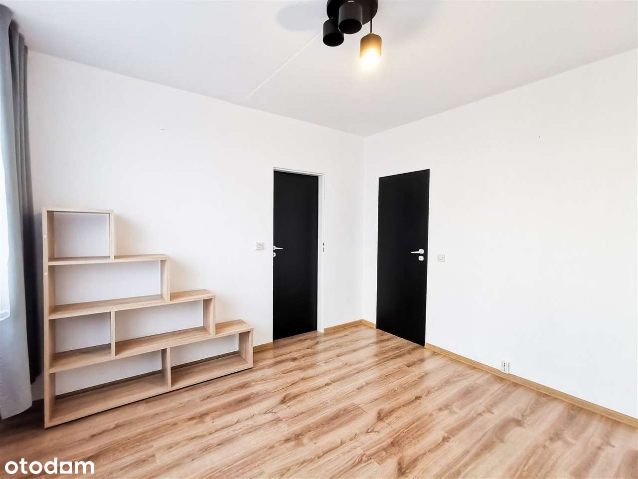 4 Pokoje 1 Piętro Duży Balkon-5