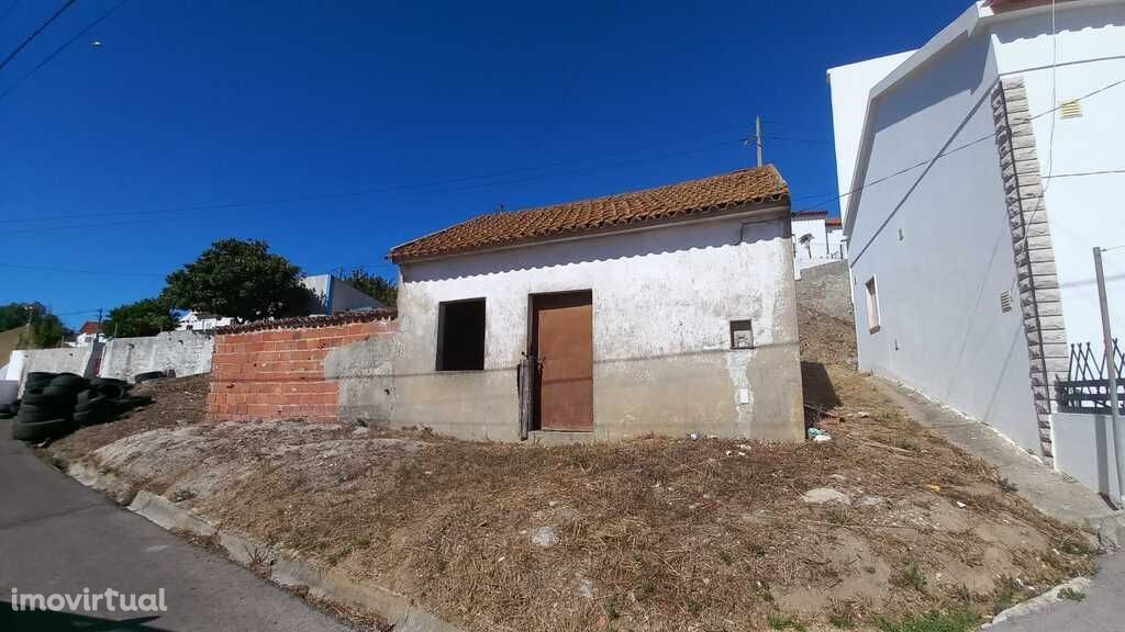 Terreno Urbano a 10 minutos de Torres Vedras!