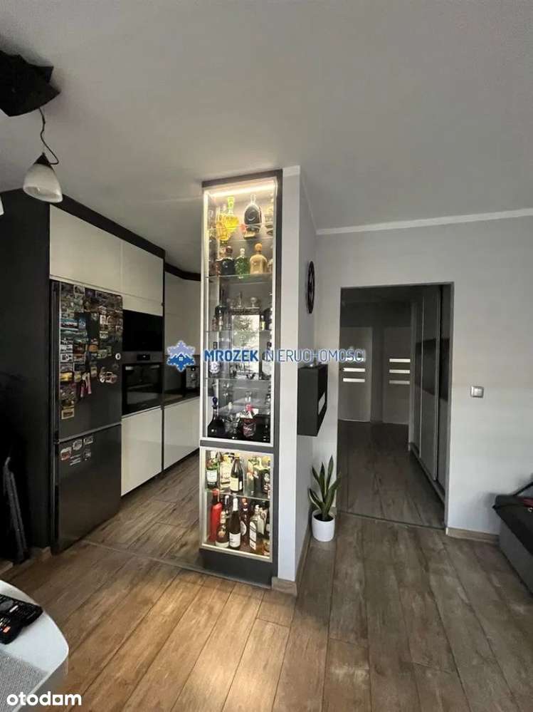 M-4 ul. Małopolska - Ścisłe centrum ! PARTER - Pełny obrazek: 4/9